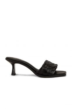 RAYE Santos Heel In Black